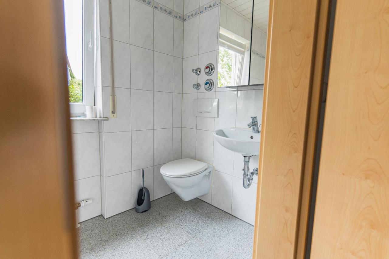Appartment In Den Weinbergen Bei Mainz - Mit 2X Doppelzimmern, 1X Grosses Wohnzimmer, Bad & Kueche Stadecken-Elsheim Eksteriør billede